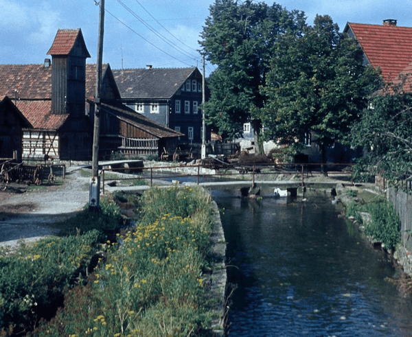 Dorfplatz 02 GIF