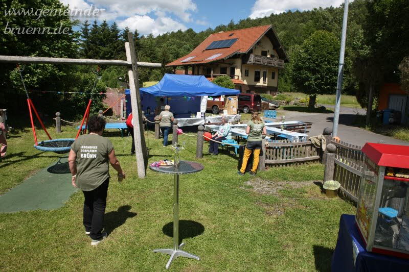 Einweihung des neuen Spielplatzes Br�nn 15.06.2024