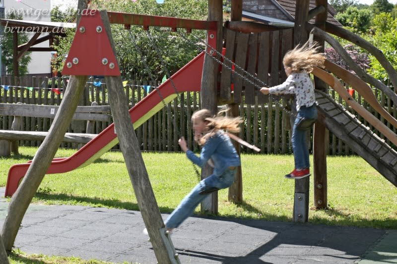 Einweihung des neuen Spielplatzes Br�nn 15.06.2024