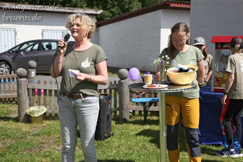 Einweihung des neuen Spielplatzes Br�nn 15.06.2024