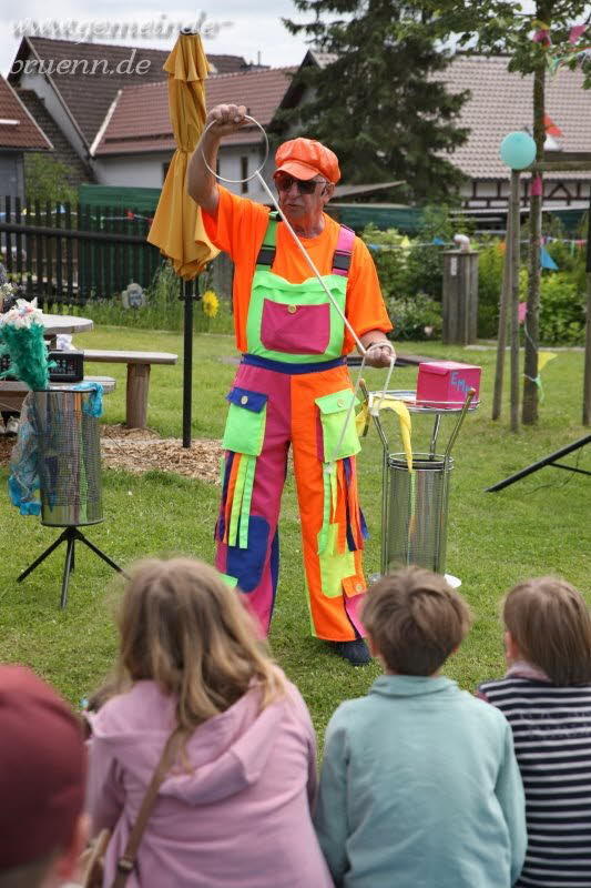 Einweihung des neuen Spielplatzes Br�nn 15.06.2024