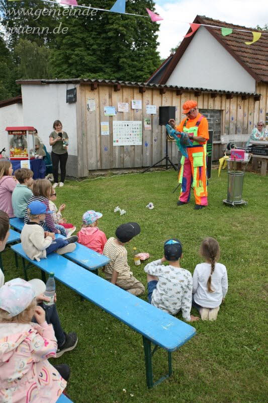 Einweihung des neuen Spielplatzes Br�nn 15.06.2024