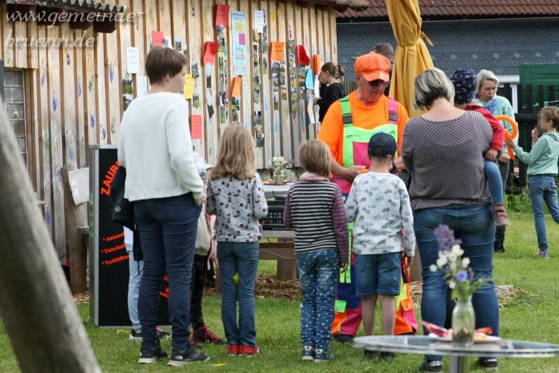 Einweihung des neuen Spielplatzes Br�nn 15.06.2024