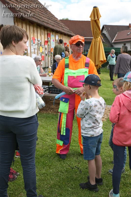 Einweihung des neuen Spielplatzes Br�nn 15.06.2024