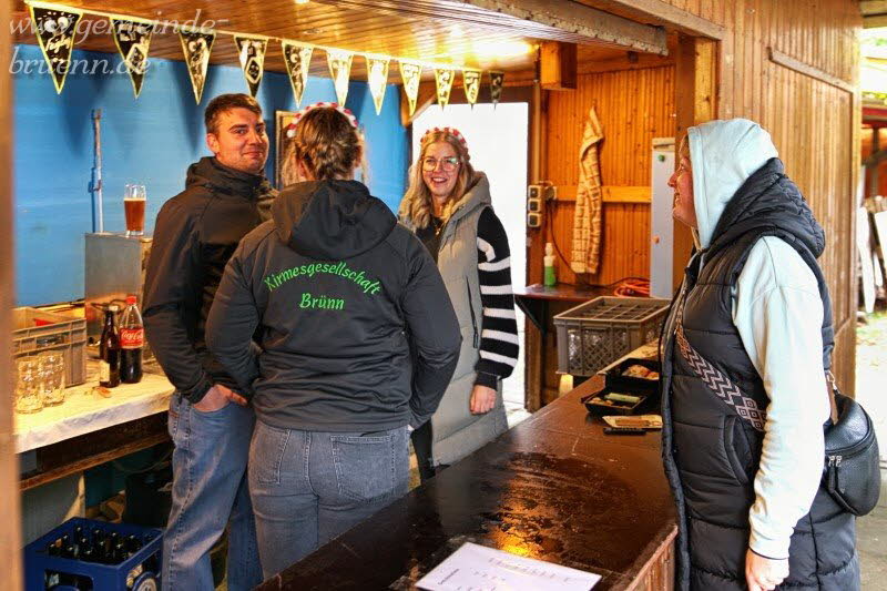 Eisbeinessen auf der gr�nen Wiese 13.09.2024