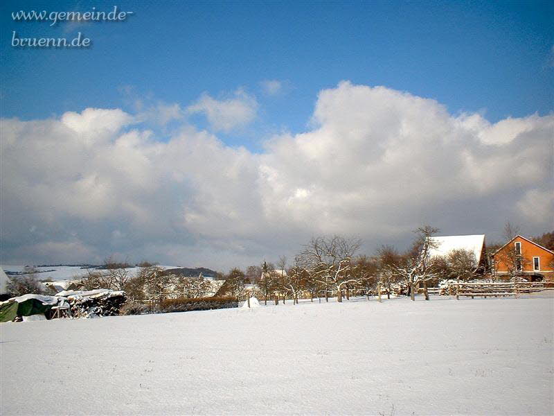 Eisfelder Strae (Blick vom Flurweg aus)