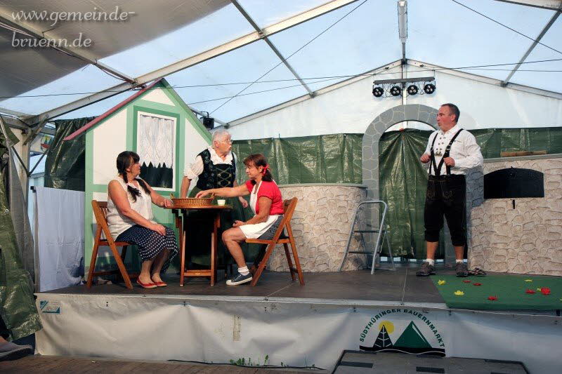 Mrchenvorfhrung, Fackelzug