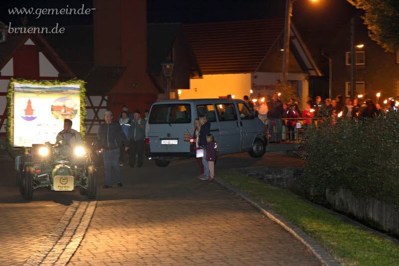Mrchenvorfhrung, Fackelzug