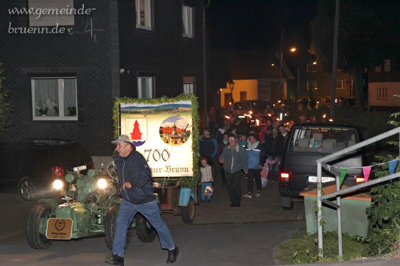 Mrchenvorfhrung, Fackelzug