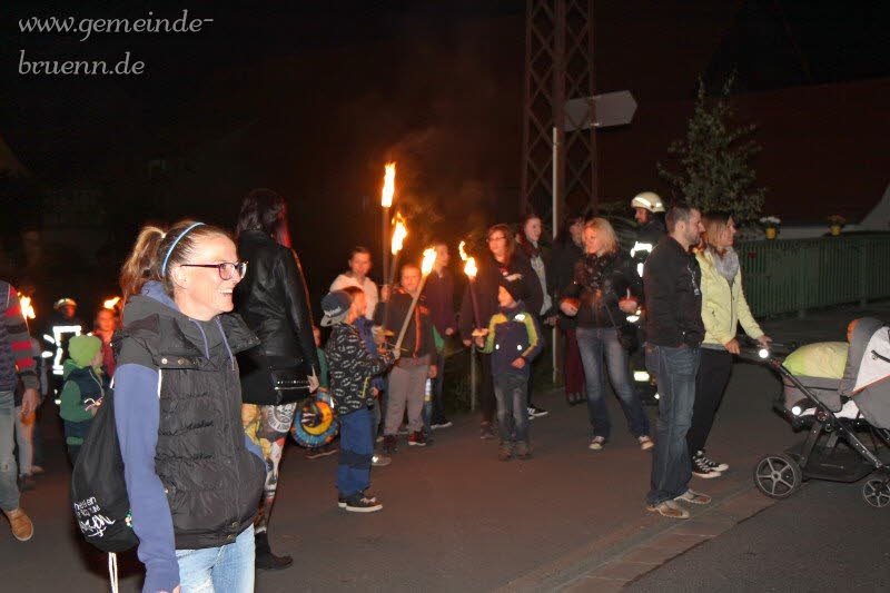 Mrchenvorfhrung, Fackelzug