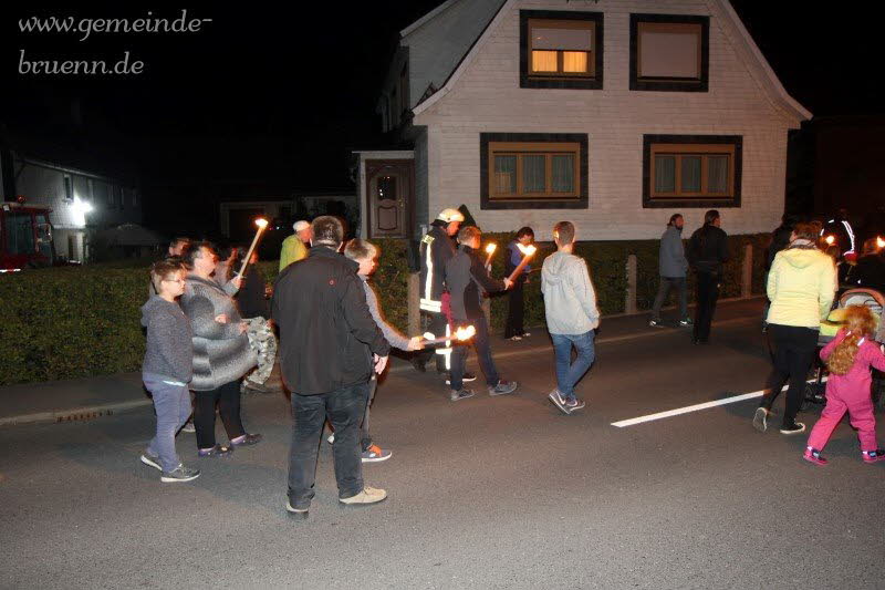 Mrchenvorfhrung, Fackelzug