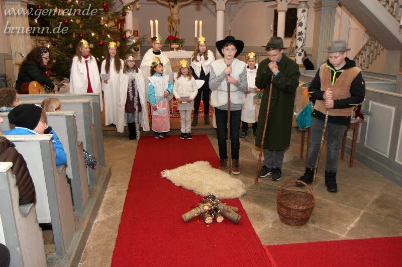 Krippenspiel in der Brnner Kirche 24.12.2017
