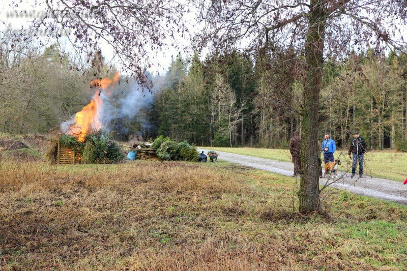 Christbaumverbrennung Br�nn 11.01.2020