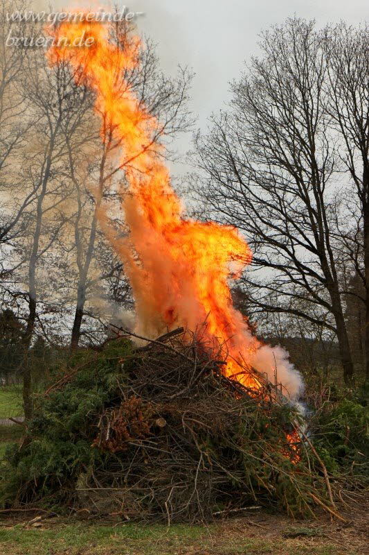 Osterfeuer Br�nn 14.04.2022