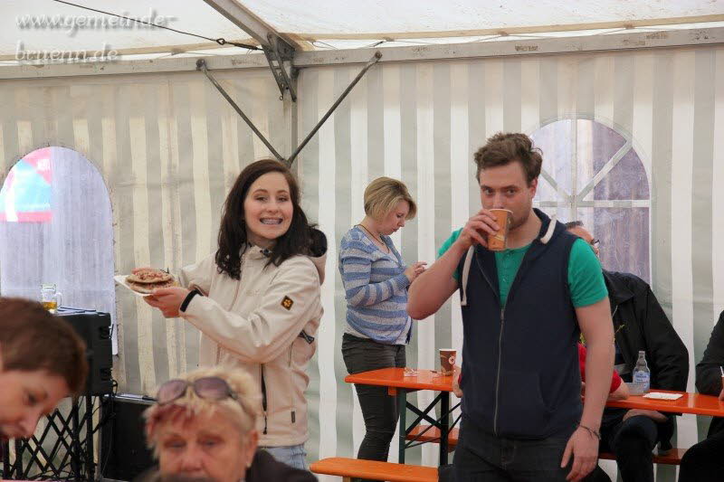 Fr�hlingsfest auf dem Dorfplatz 01.05.2016