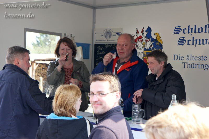 Fr�hlingsfest auf dem Dorfplatz 01.05.2016