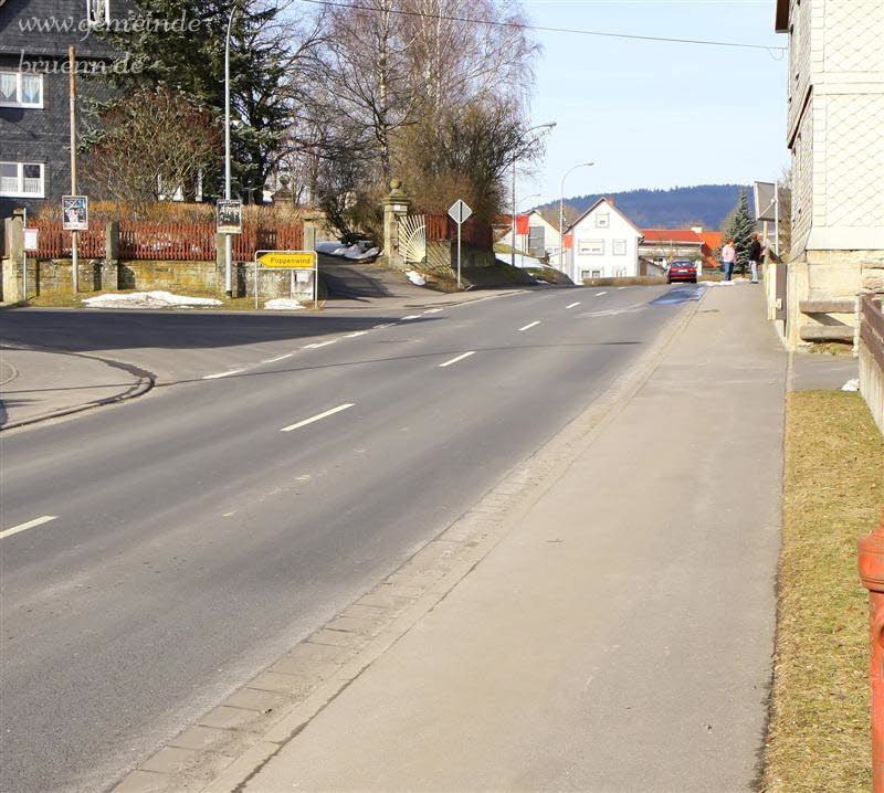 Schleusinger Strae 2